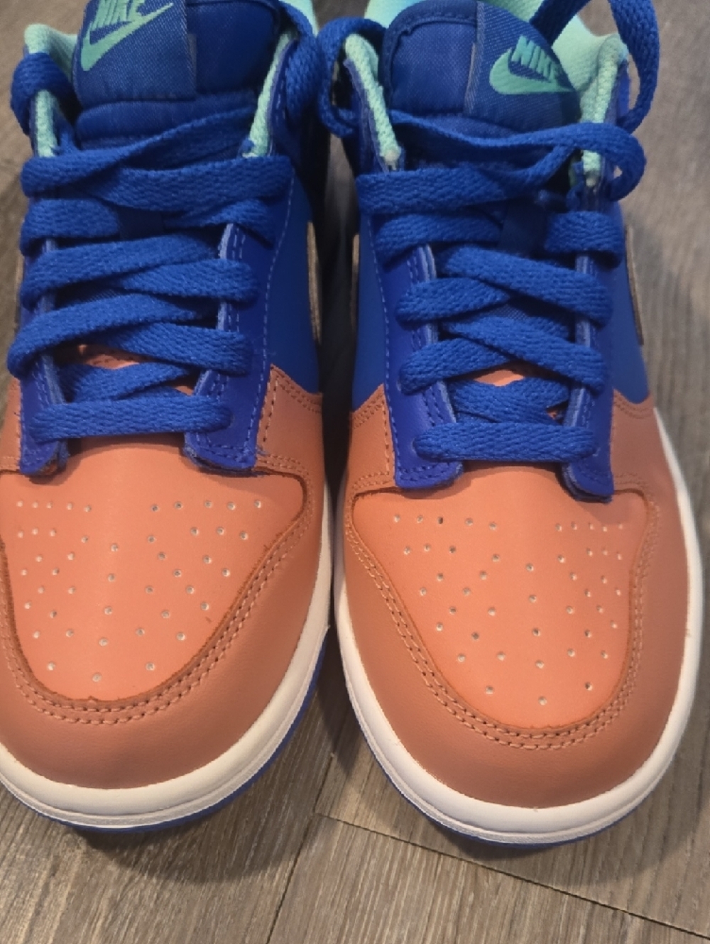 Nike Dunk Low SE (GS) BRAND NEW DZ2873 400 Size 5.5/7 Women - Picture 4 of 10